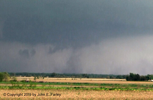 vidcap of likely 2nd tornado-fb.jpg