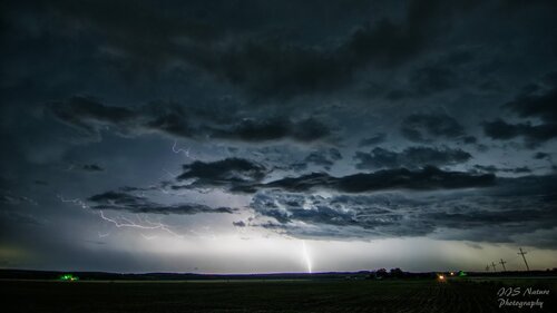 lightning.jpg