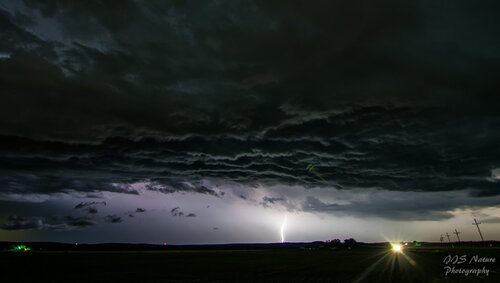 lightning4.jpg