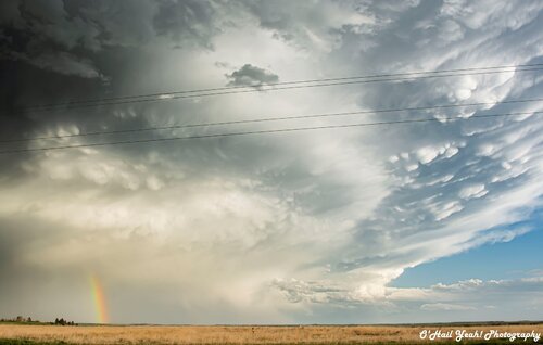Rainbow&Mammatus.jpg