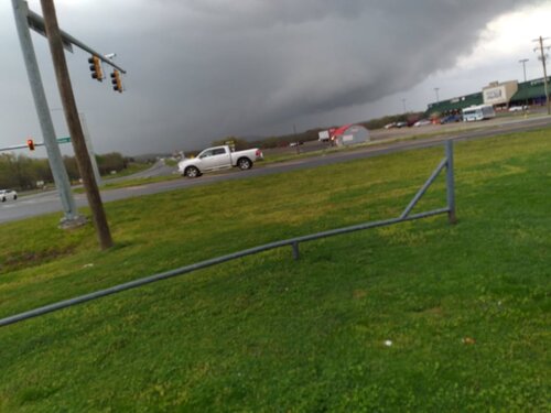 storm wall cloud fort smith.jpg