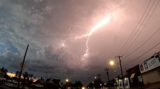 GoPro Lightning.00_00_16_29.Still003.jpg