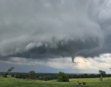 05262024tornadoandcollarcloud172431(0).jpg