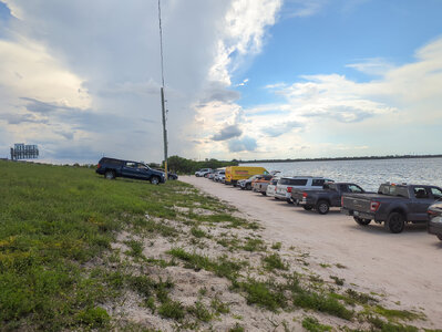 Parking_Situation_on_Banana_River_Bridge.jpg