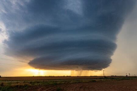 Supercell_at_Sunset.jpg