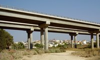 Highway_6_Narbeta_bridge_and_Meiser_b1.jpg
