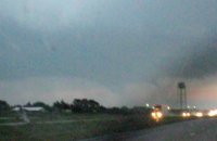 possiblewallcloudandfunnelWichitaFallsstorm.jpg