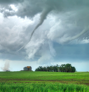 SK_tornado.jpg
