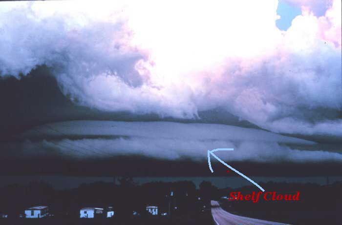 shelf_cloud2_OPT.jpg
