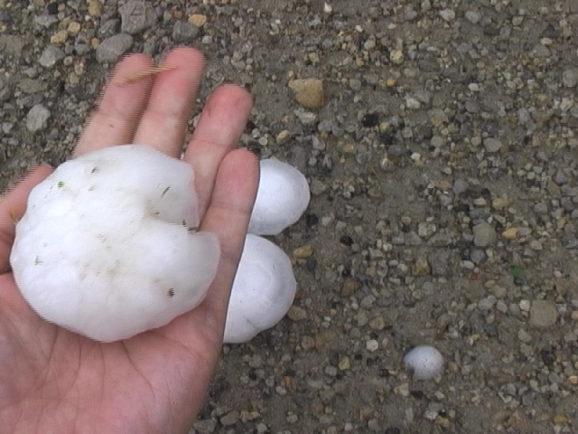 hail2.jpg