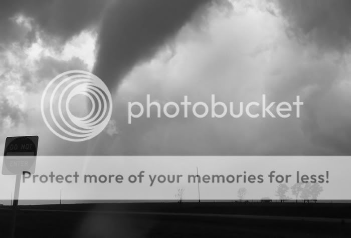 Tornado5_E35_3_2304Z_x700.jpg