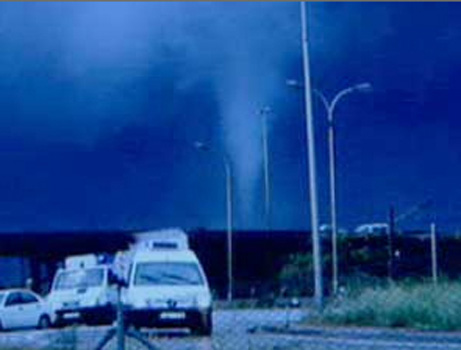 2005090897TornadoBarna.jpg