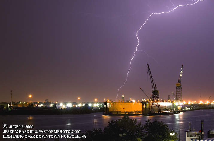 17june08lightning6.jpg