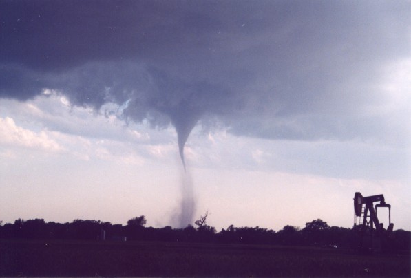 tornado1.jpg