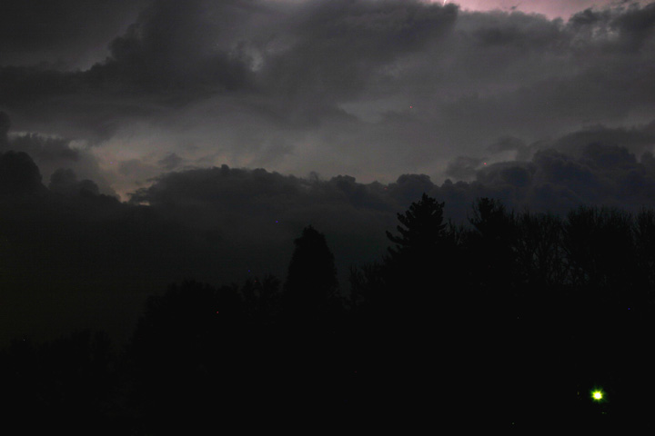 Lightning20408-3.jpg
