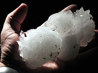 m16hail1.jpg