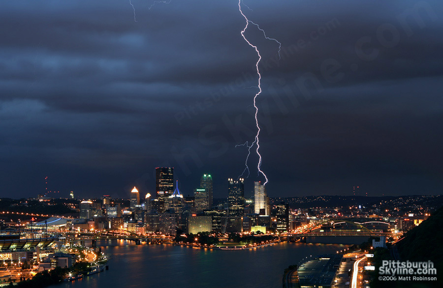 lightning_06.19.06_pittsburghskyline_com_05.jpg