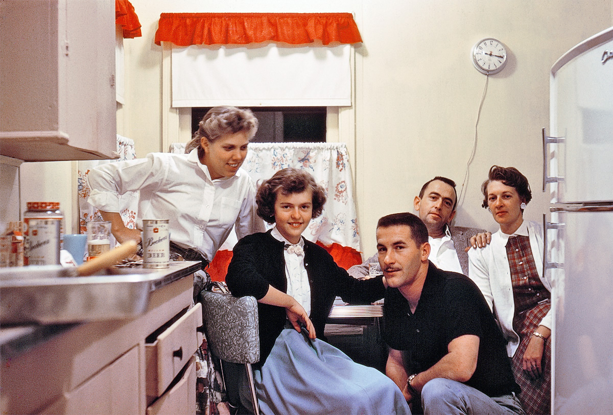 FamilyPhotoV3.jpg