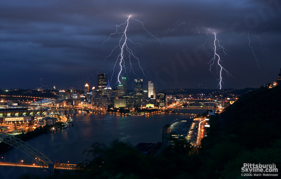 lightning_06.19.06_pittsburghskyline_com_06.jpg