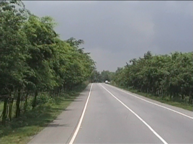 Dhaka-Tangail_Highway.JPG