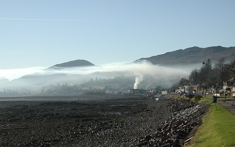 800px-SmokeCeilingInLochcarron.jpg